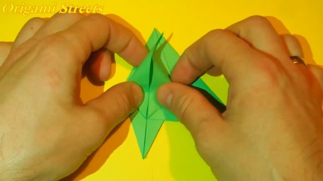How to make a flower out of paper