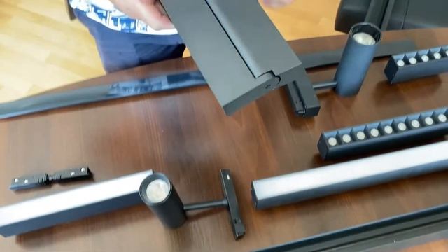ПОВОРОТНЫЙ ТОЧЕЧНЫЙ СВЕТИЛЬНИК FLEX-DOT-10 Welbrix