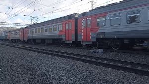 2ЭС6-299 с грузовым составом и ЭД4М-0324