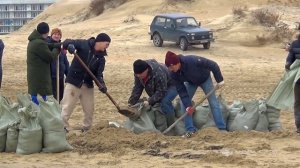 Анапа. Ужасные последствия трагедии. Мазут на городском пляже