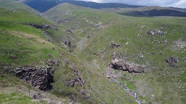 Путешествие в Армению на УАЗ Патриот / Trip to Armenia on UAZ Patriot смотреть онлайн