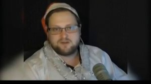 КУПЛИНОВ. 
Это ёлка это я