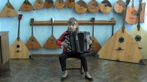 Концертная пьеса Н. Малыгина на тему песни "Оренбургский пуховый платок" Алёна КЛИВИТЕНКО баян 8 лет