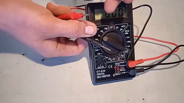 Определение плюса и минуса МУЛЬТИМЕТРОМ. смотреть онлайн