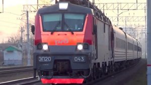 Приветливый свисток ЭП20-043 с поездом №20 "Москва – Ростов на Дону":-)
