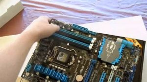 Asus P8Z77-V LE Plus Unboxing and Overview