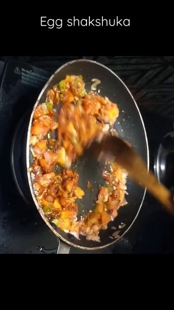 Easy egg shakshuka recipe  egg recipes   lunch plate shorts indiashorts viral