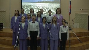 284 гимназия СПб Кировский р-н; Вокальный ансамбль "Аплодисменты" 10-16 лет  "Ромашковые поля"