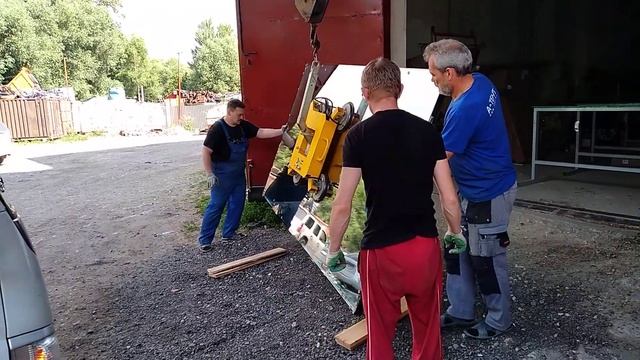 Подготовка стеклопакета к установки в раздвижную дверь Schuco ASS77PD