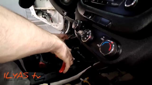 KIA CEED Как снять МКПП?Как разобрать центральную тоннель? Как разобрать центральную консоль?
