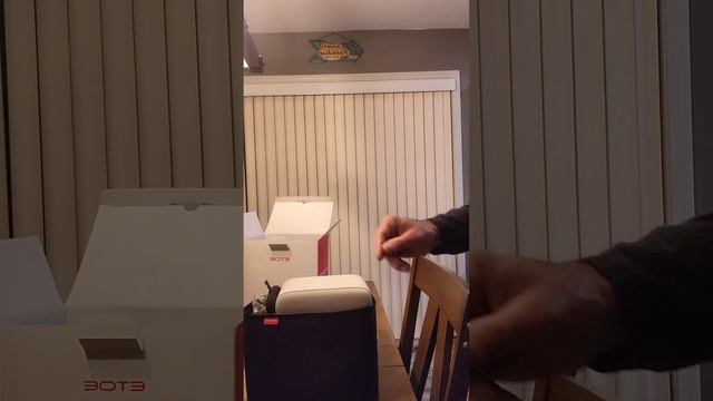 Etoe E2 Projector (UN-BOXING)