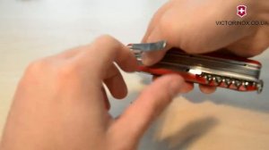 Victorinox RANGERGRIP 0.9723.C - обзор ножей Викторинокс