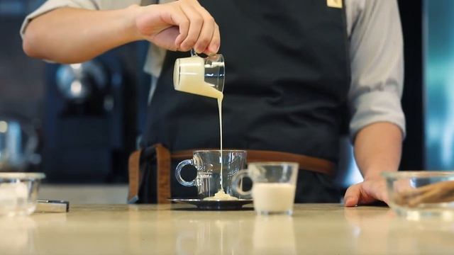 Nespresso Master Class - Coffee Creations Ice Cafe Singapura | SG смотреть онлайн