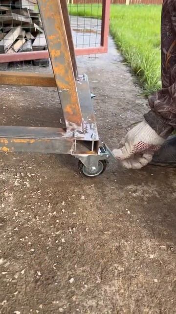 Тележка для деревообрабатывающего станка. #деревообрабатывающийстанок  #тележка