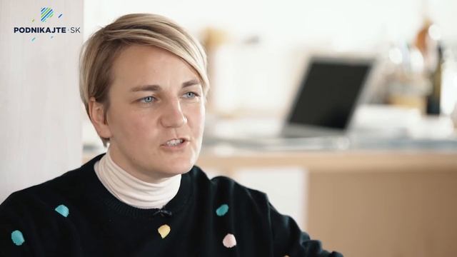 Vedie Slovákov k zdravému chrupu a separovaniu. Šéfka slovenskej pobočky Curaprox zastáva zero wast смотреть онлайн