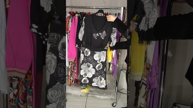 ПРОДАНО❗️Лот #25 Tiziano Santandrea оптом. Большие размеры. смотреть онлайн