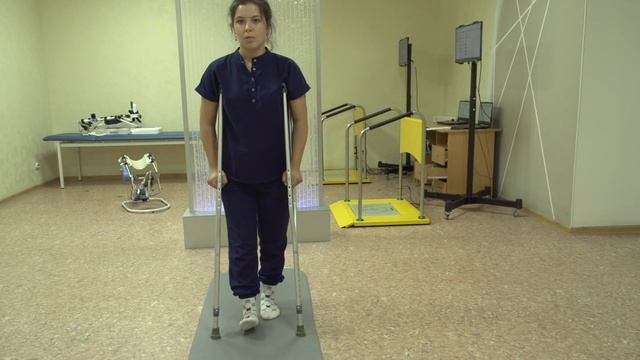 Обучение ходьбе после эндопротезирования коленного и тазобедренного сустава.  1 этап.