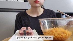 [먹방 브이로그] 곱분이 곱창 (야채곱창), 치즈 돈까스, 공차 (초코바른 녹차스무디),버거킹 더블 치즈버거, 베이컨 초밥, 배홍동 비빔면, 김밥, 미로 식당 떡볶이, 프링글스