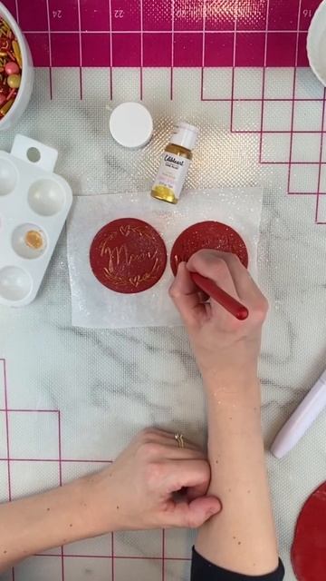 🌹 MOTHERS DAY CAKE & Cupcakes Fondant Topper Ideas: Flowers, Edible Glitter Tutorial #youtubeshorts