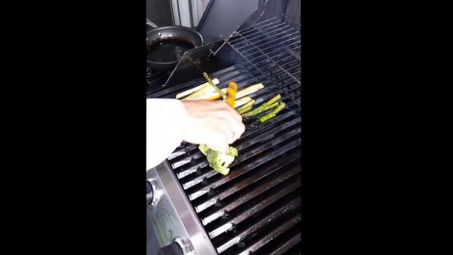 LANGOSTINOS EN REDUCCION DE RED BULL Y TERIYAKI смотреть онлайн