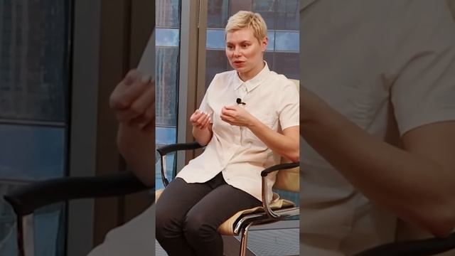 Пить ли гормоны? Ранний климакс. Гинеколог Екатерина Волкова и врач Ирина Приказчикова.