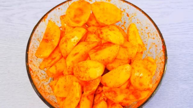 Запеченный картофель по-домашнему. Улетает на УРА! смотреть онлайн