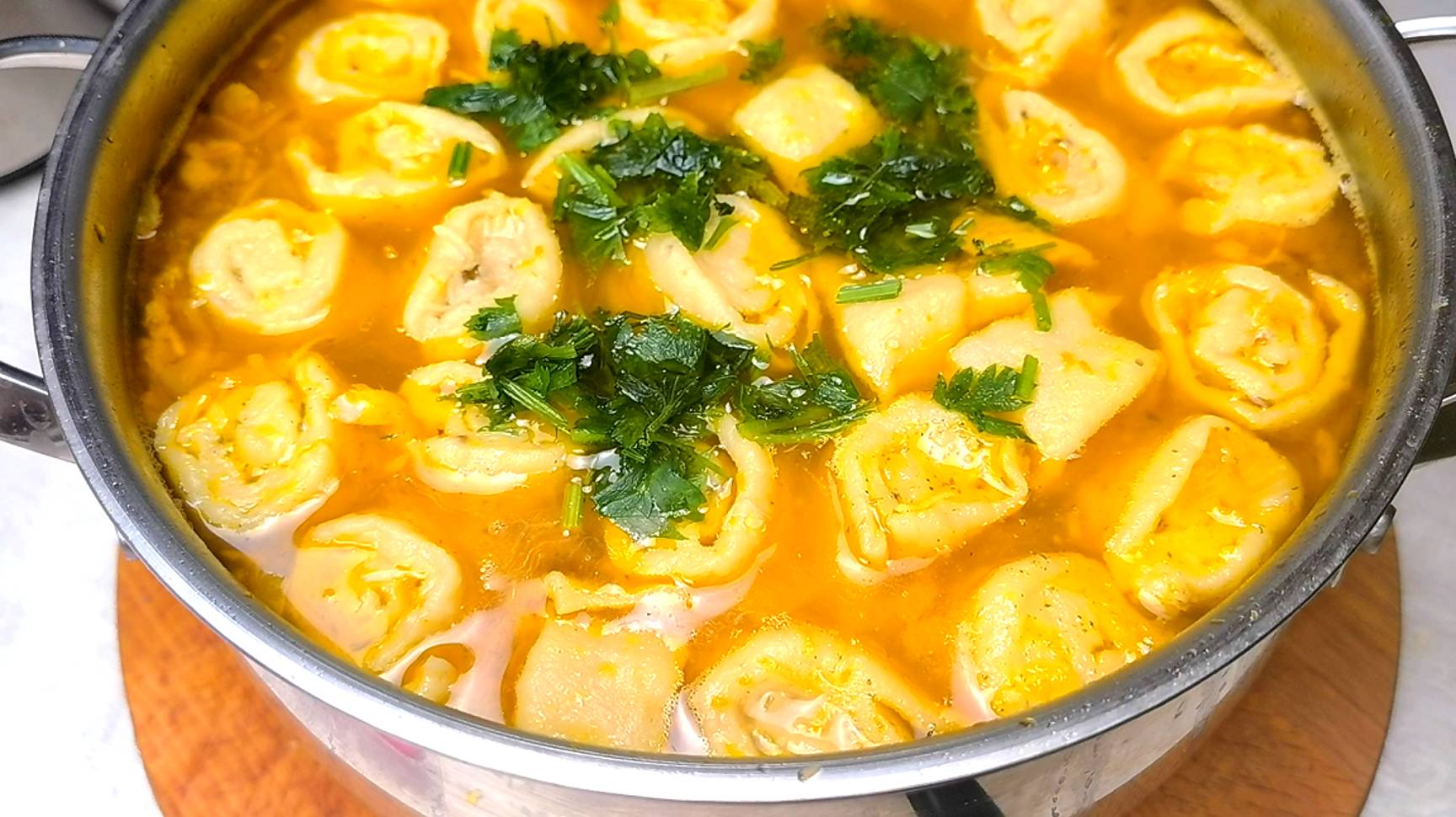 ВКУСНЫЙ СУП, который вы еще не пробовали! Обязательно приготовьте этот суп! смотреть онлайн