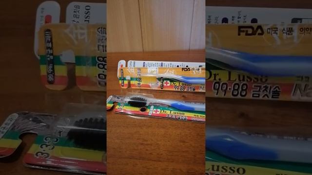 Зубные щётки с нано золотом, серебром и углем от Dr. Lusso