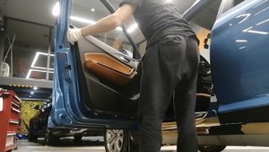 Как разобрать дверь на cherry tiggo. Как снять дверную обивку на Чери Тигго