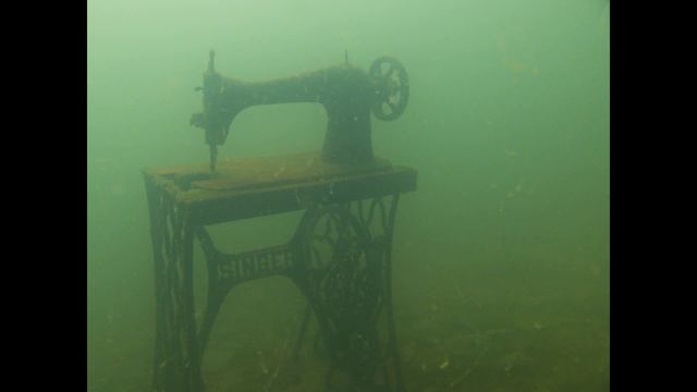 Наш счастливый ангелочек и подводный швейный цех. смотреть онлайн