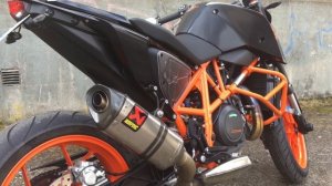 DB Killer VS No DB Killer - Ktm 690 Duke - Akrapovic Exhaust
