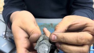 Отремонтировали личинку двери закисла личинка Mercedes W164