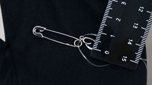 Серебряная булавка-буква О AQUAMARINE с фианитом А72712А смотреть онлайн