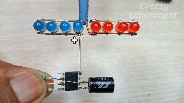 Police Light Flasher 🚨 How to make Led Flasher 555 Timer Using смотреть онлайн