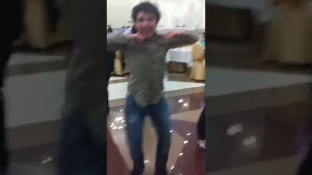 Даг взорвался на свадьбеD смотреть онлайн