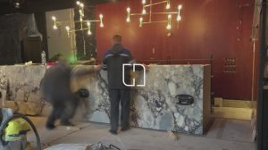 Компания НЭНСИ. Барная стойка из мрамора Calacatta Viola.