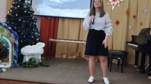 Выступление Шерстяченко Алёны с песней "Ангел" авторства Л.Марченко, слова М.Лермонтова