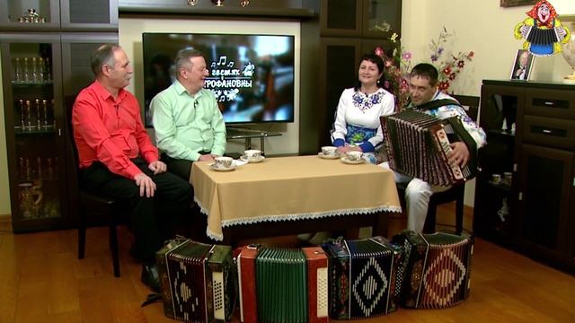 "ЛЕЖИТ МУЖИК" шуточная песня, поёт Уральский гармонист Виктор Холин и Светлана Холина смотреть онлайн