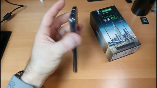 LEAGOO M9 Unboxing en Français смотреть онлайн