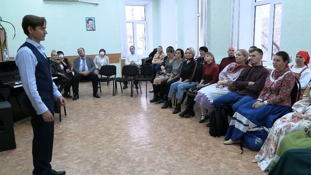 Мастер-класс «Вокальная работа с участниками народно-певческого ансамбля» смотреть онлайн