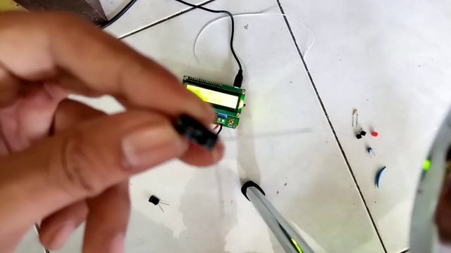 516436567 test Inductance Capacitance LC meter LC100A смотреть онлайн