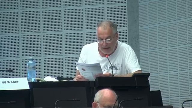 Eric Weber rechnet mit den Asylanten Freunden ab / Eric Weber Politik смотреть онлайн