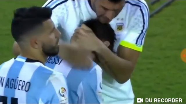 Топ 5 песен про футболистов смотреть онлайн