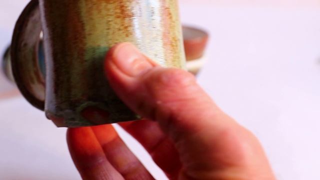 Как  красиво нанести глазурь на керамику, дельные советы.