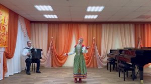 Маюрникова Юлия,ДМШ №57,г.Прокопьевск 1.м.В.Пипекина сл.В.Туева "Валенька", 2.С.Майкапар "В садике"