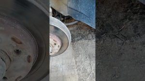 Биение при торможении,одна из причин.Калина.