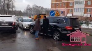 ШОК! Самбурская устроила замес на дороге и напала на очевидцев