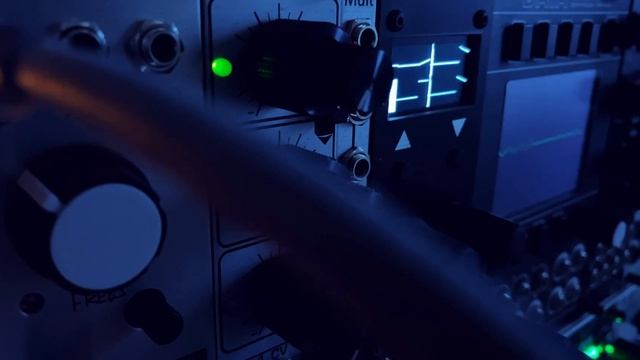 The Dam - Generative Modular Ambient Composition смотреть онлайн