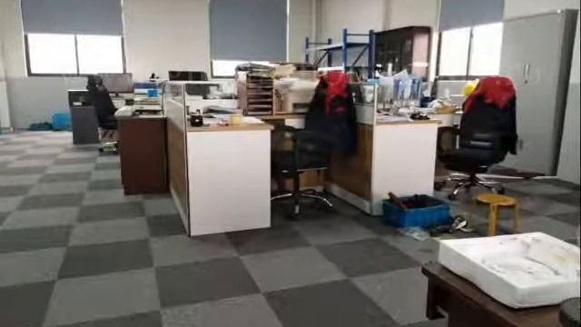 Переводчик в Китае, услуги переводчика в Китае, общение на китайском языке с фабриками и заводами!