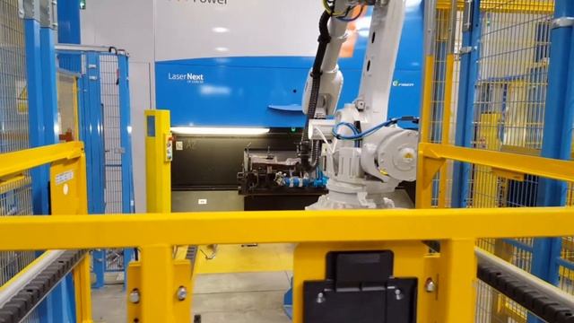 3D Robotic (Bin-Picking) system for Machine (Stamping Press/Laser cutting) Tending applications